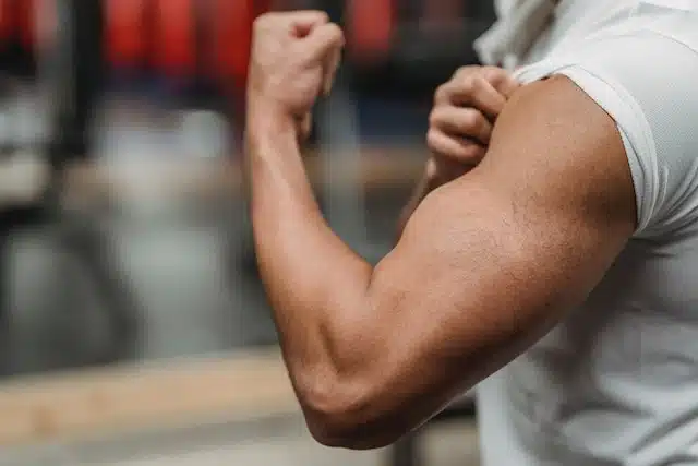 What Causes A Loss Of Muscle Mass as We Age